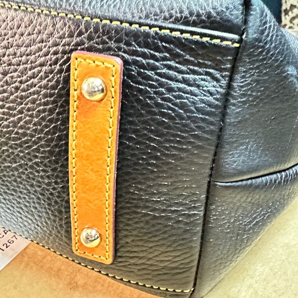Vintage Black Dooney & Bourke Pebble Leather Tote - Picture 15 of 15